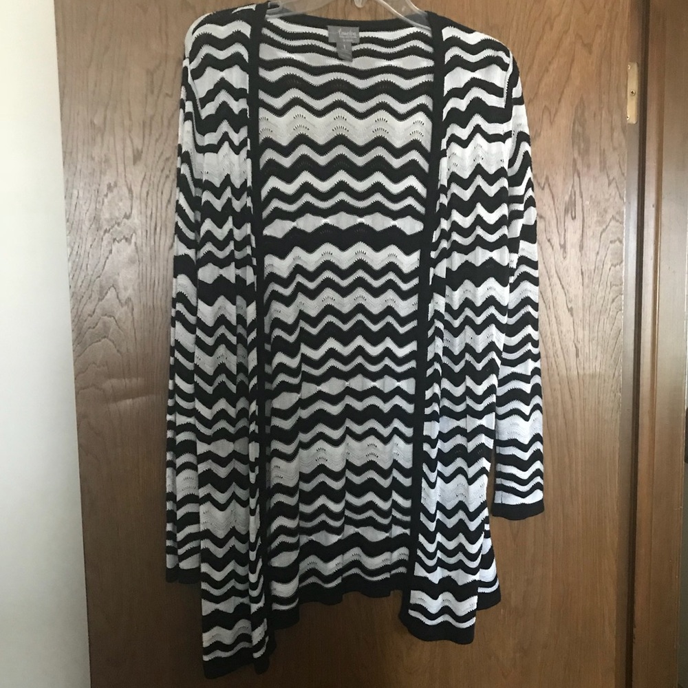 Chico’s black & white chevron cardigan